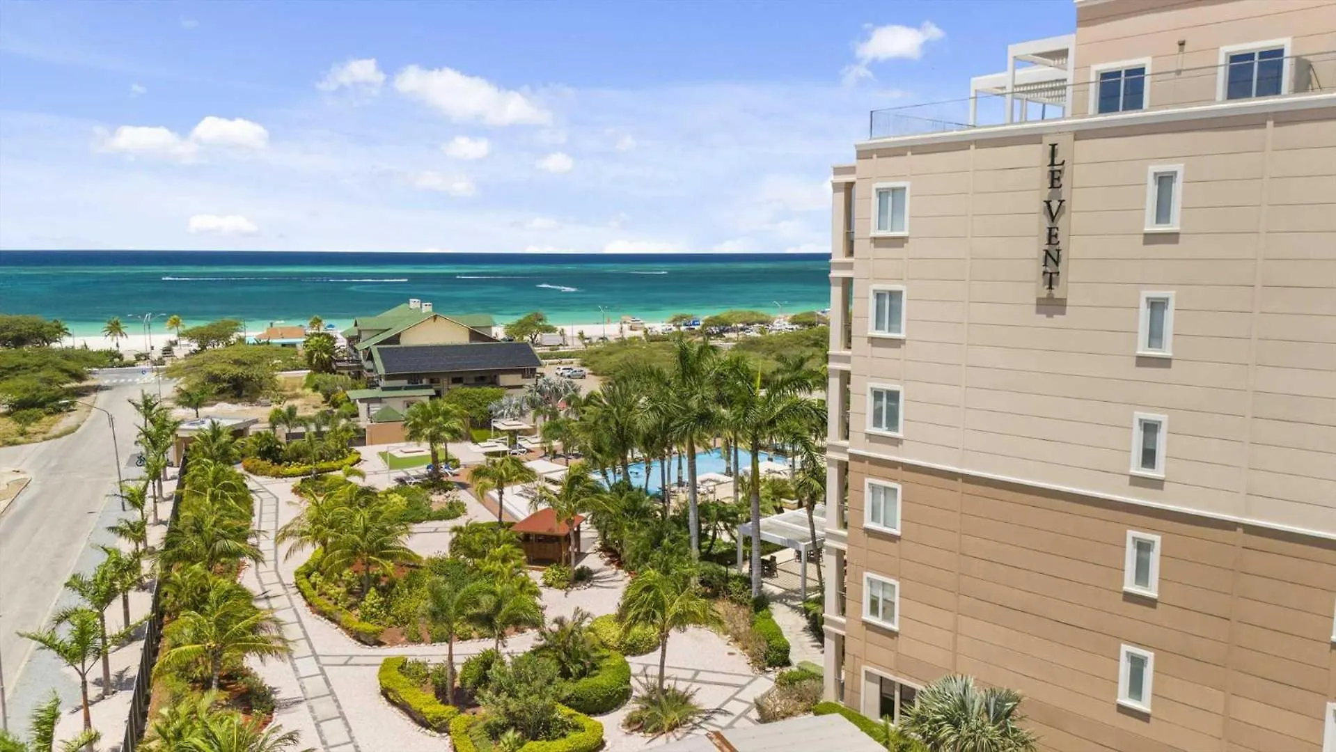 Eagle Beach Palm Beach