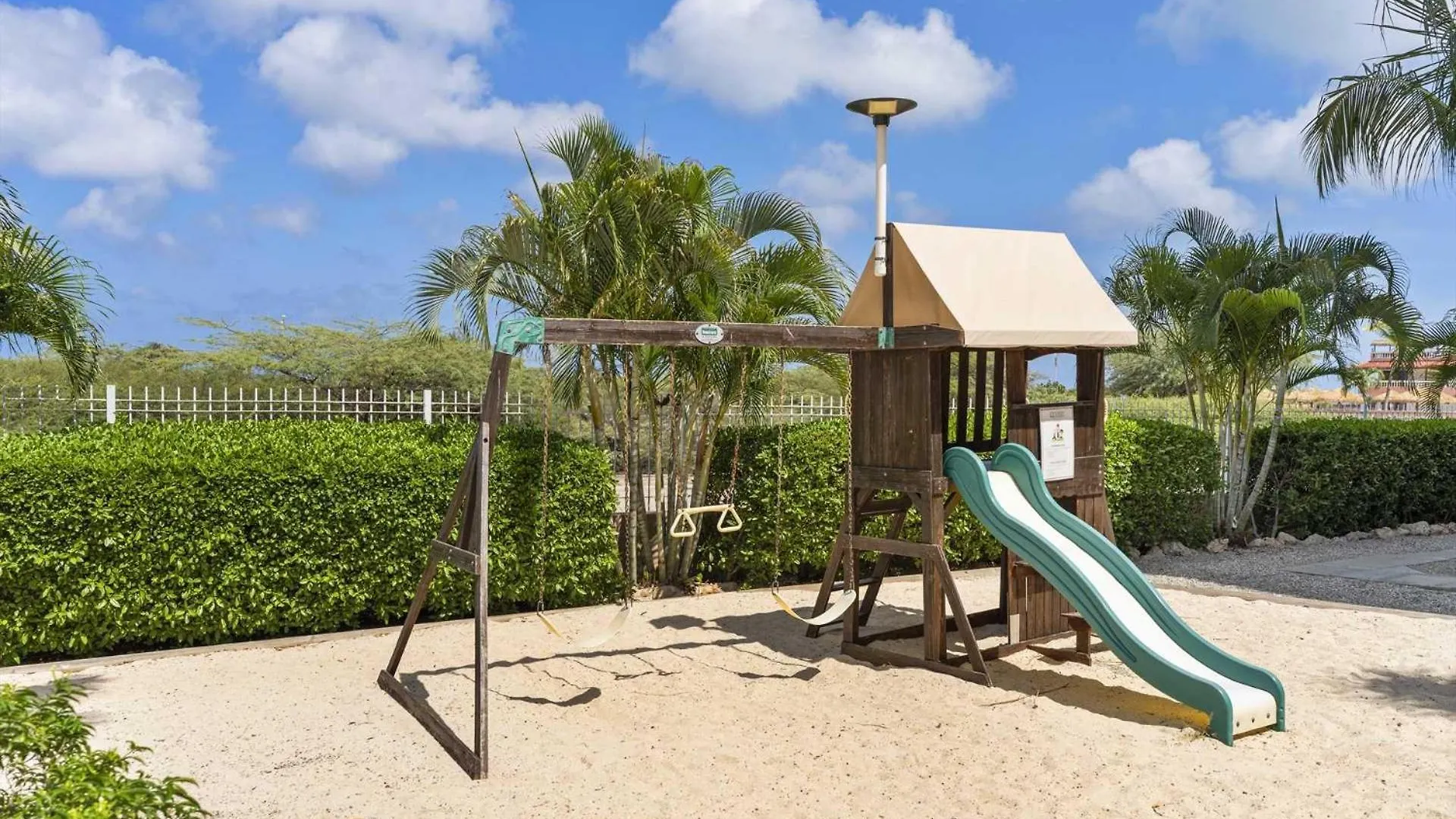 Vakantiehuis Eagle Beach Palm Beach