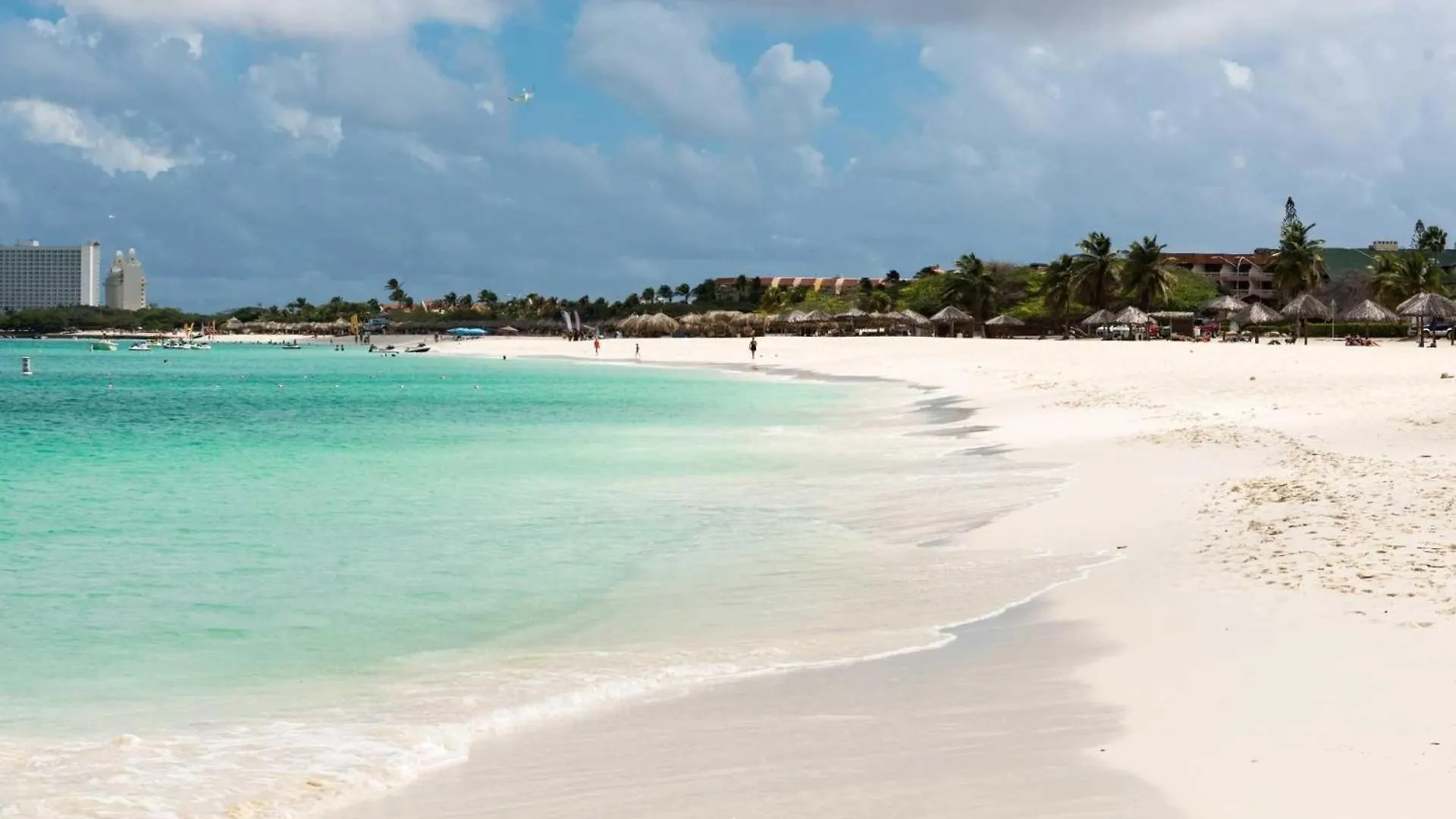 Eagle Beach Palm Beach 0*,